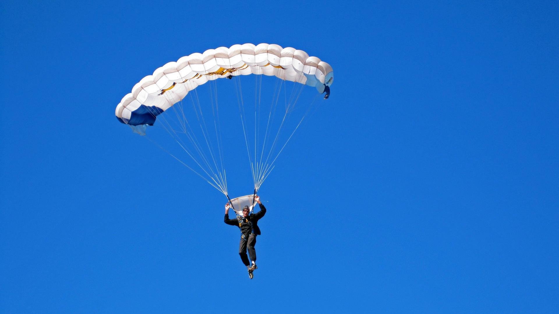 国家队与科研单位开展联合项目推动战术系统研究，国家队科研团队